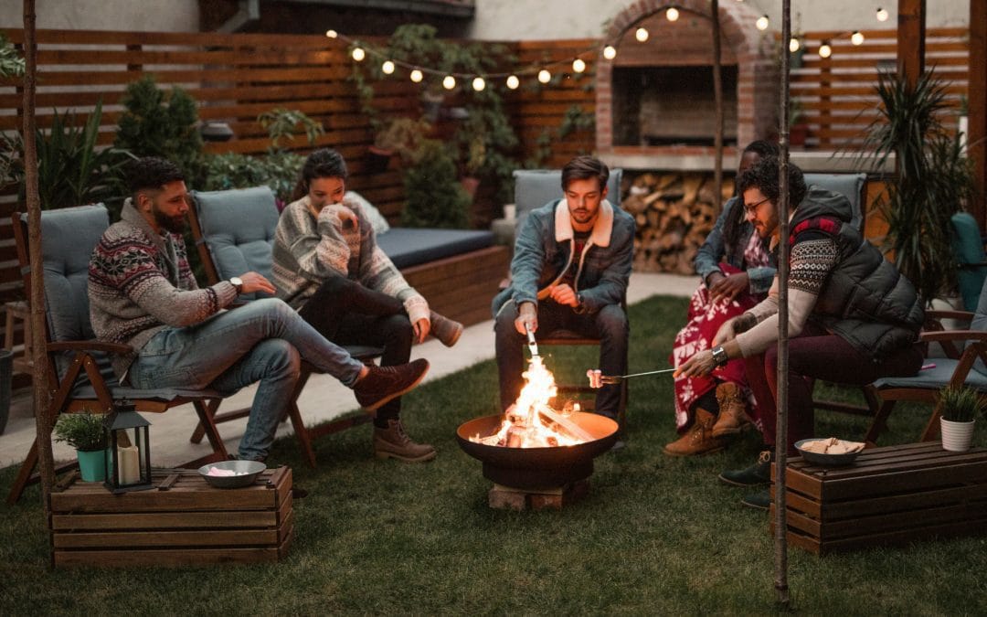 Everything You Need to Create a Cozy Backyard This Fall #MABA #MassachusettsRealEstate #FirstTimeHomeBuyers #MaBuyerAgent