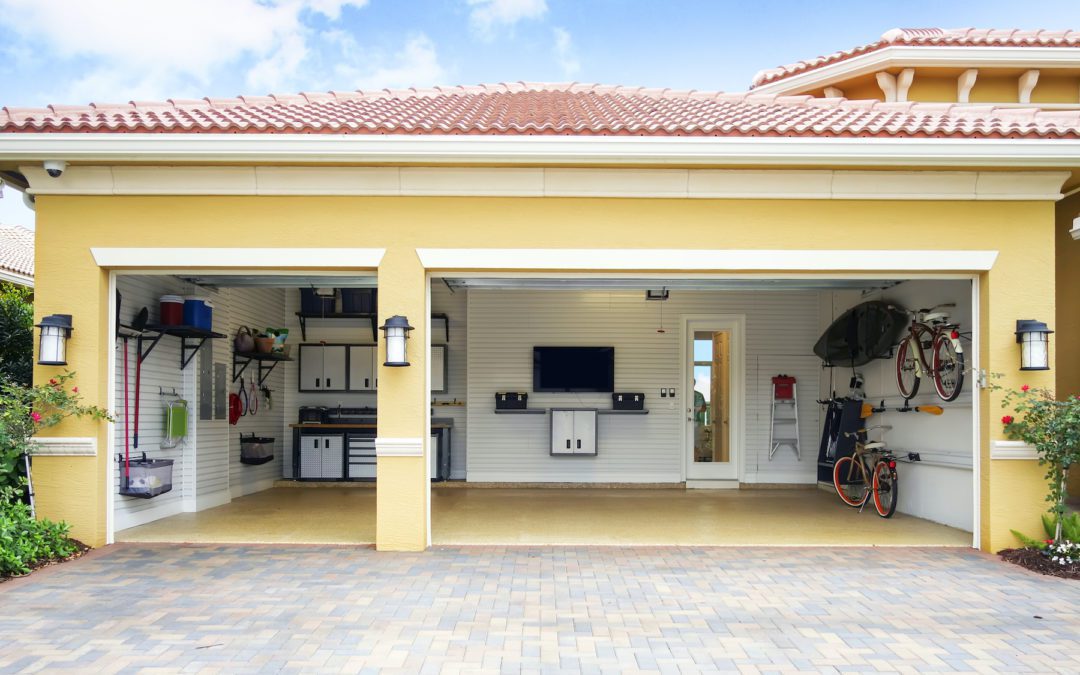 Buying a home with a garage? Watch out for these issues