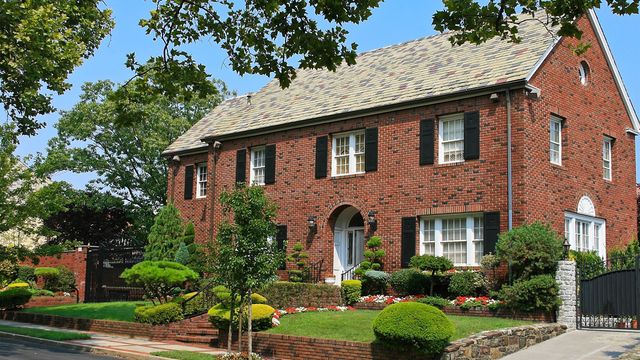 What Is a Colonial Home? American Architecture Appreciated Across the Country: #MABA #Massachusetts #RealEstate #HomeBuyers