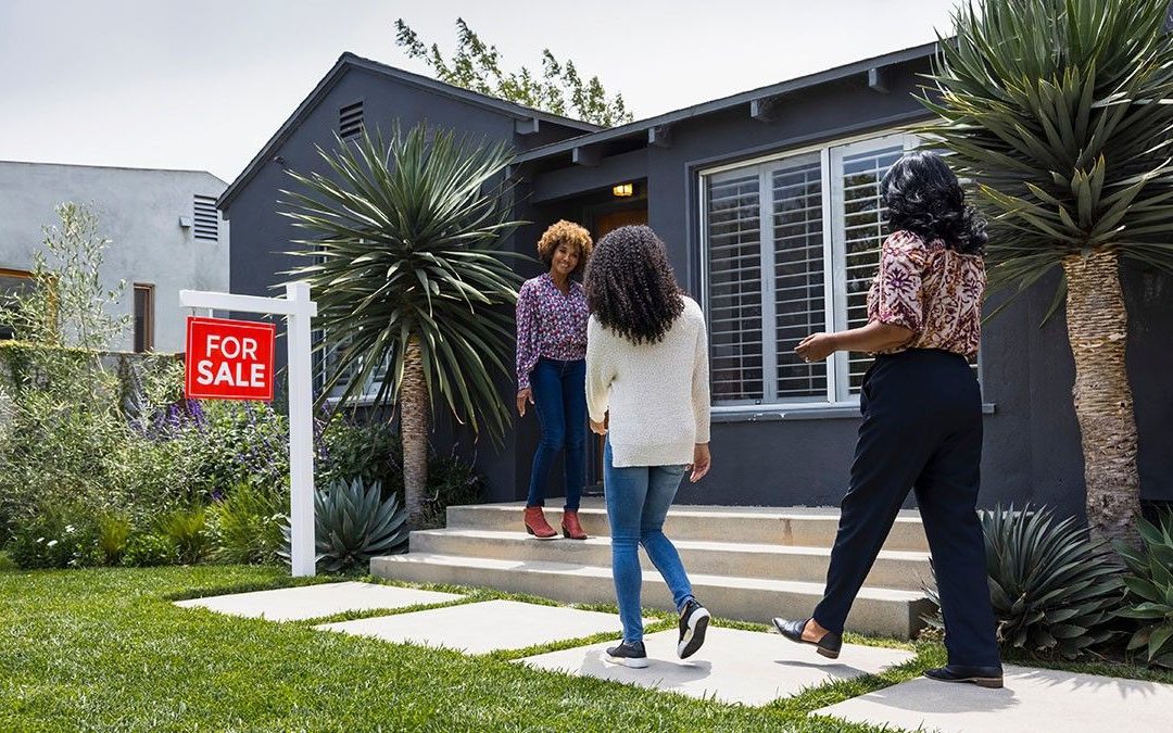 Surprising Reasons Home Sales Are Falling Through Today, How Sellers Can Save the Deal #FirstTimeHomeBuyers #Massachusetts #MABA #RealEstate